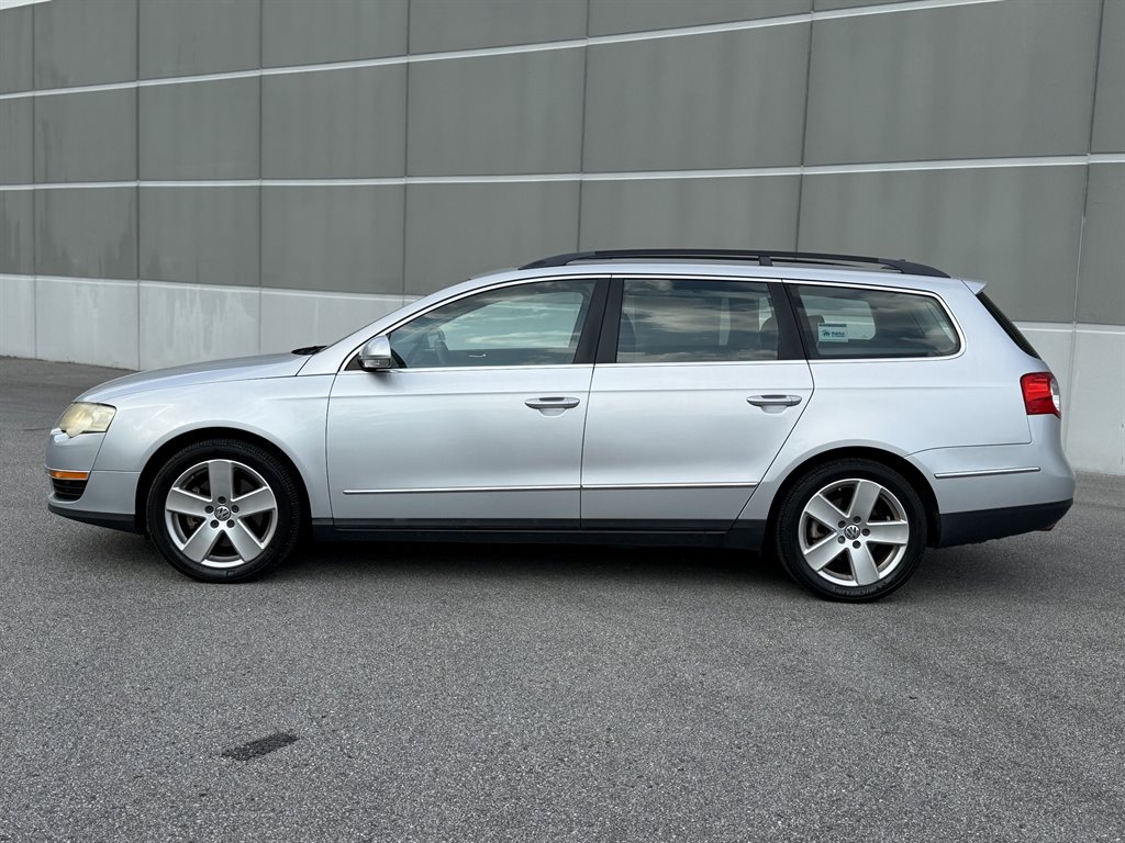 2008 Volkswagen Passat - $6,900