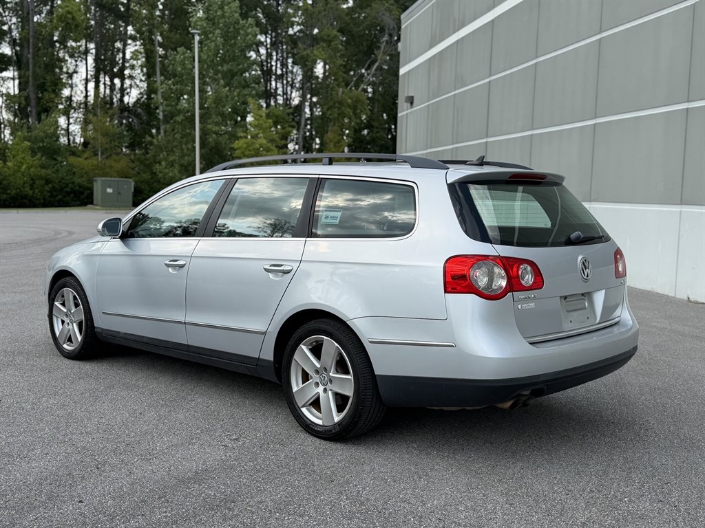 2008 Volkswagen Passat - $6,900