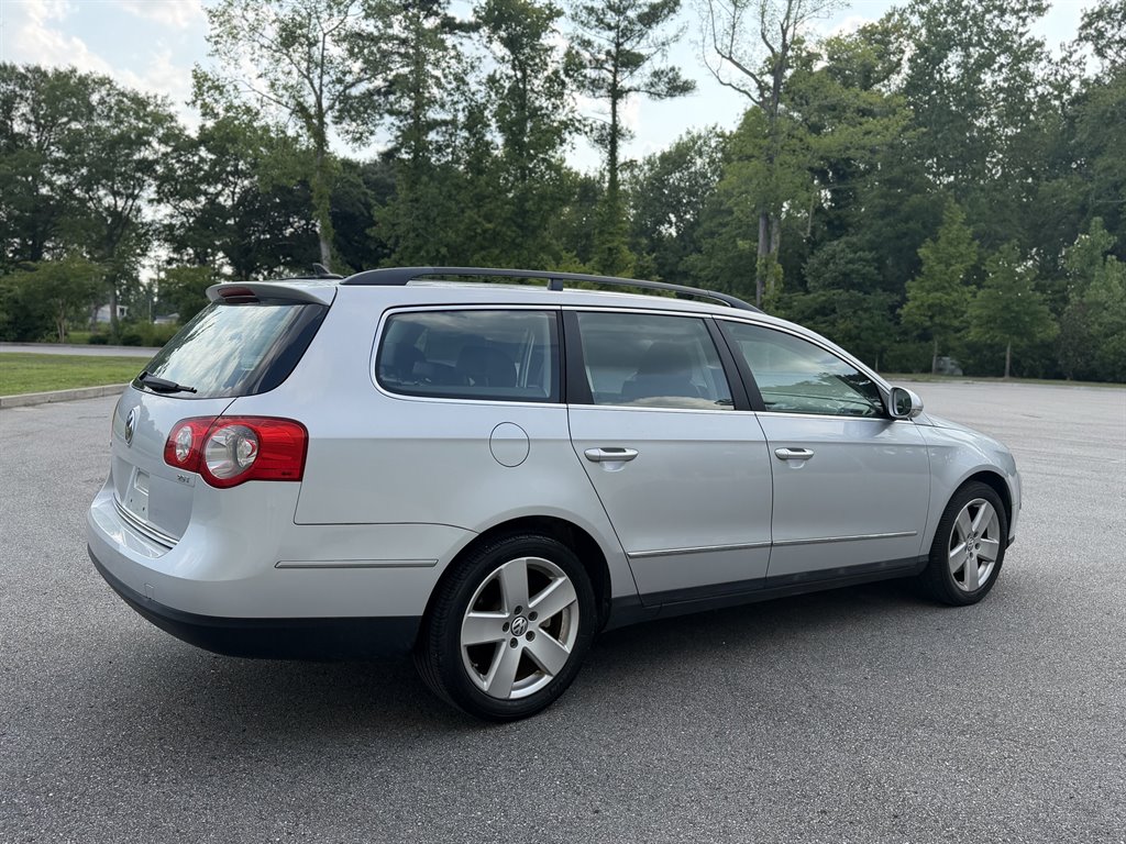 2008 Volkswagen Passat - $6,900