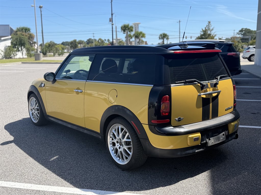 2009 MINI Clubman - $6,900