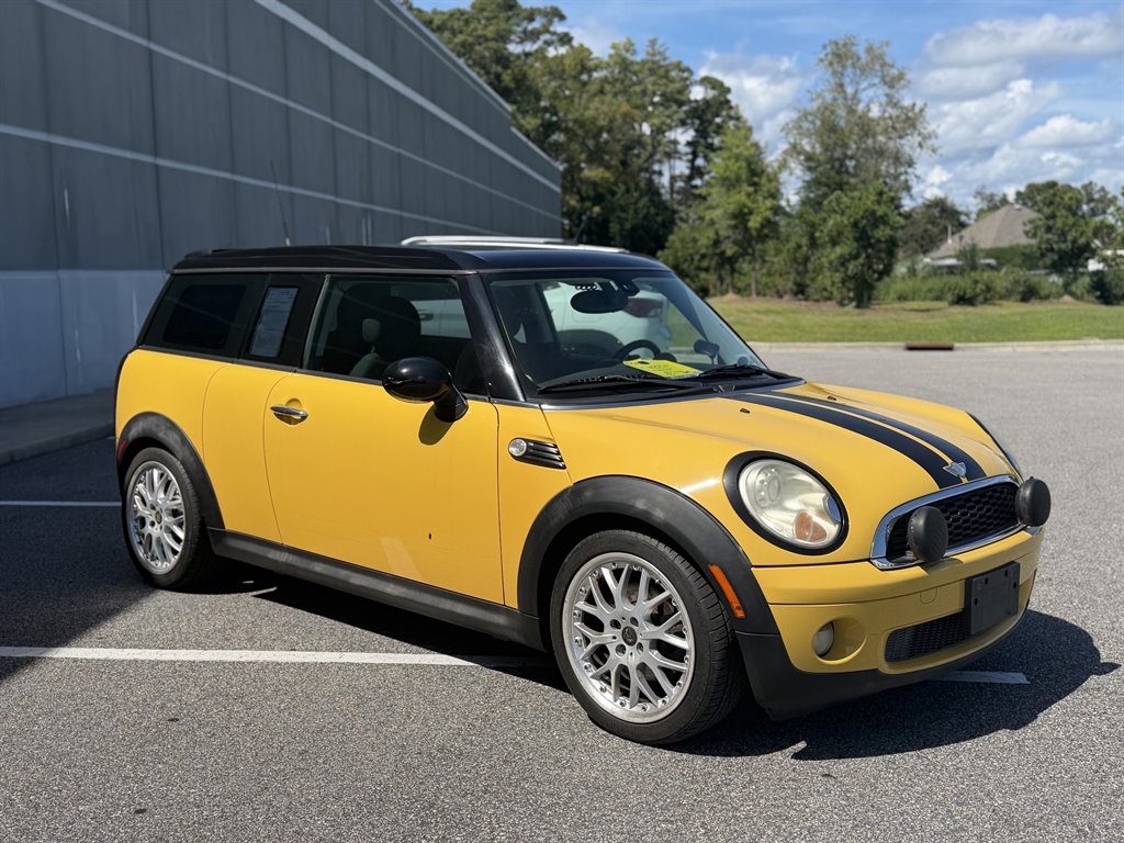 2009 MINI Clubman - $6,900