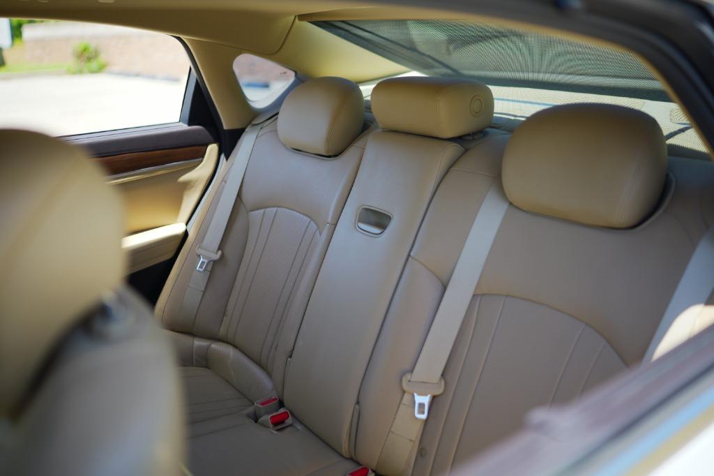 2016 Hyundai Genesis 3.8l V6 photo