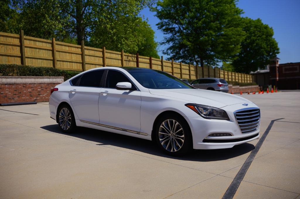 2016 Hyundai Genesis 3.8l V6 photo