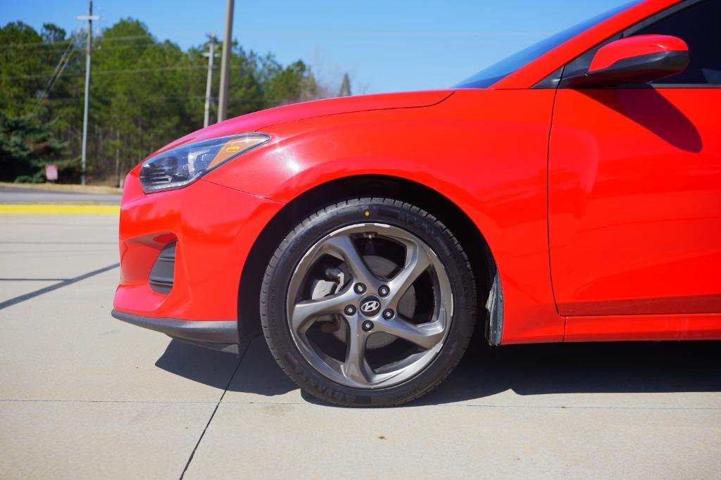 2019 Hyundai Veloster photo
