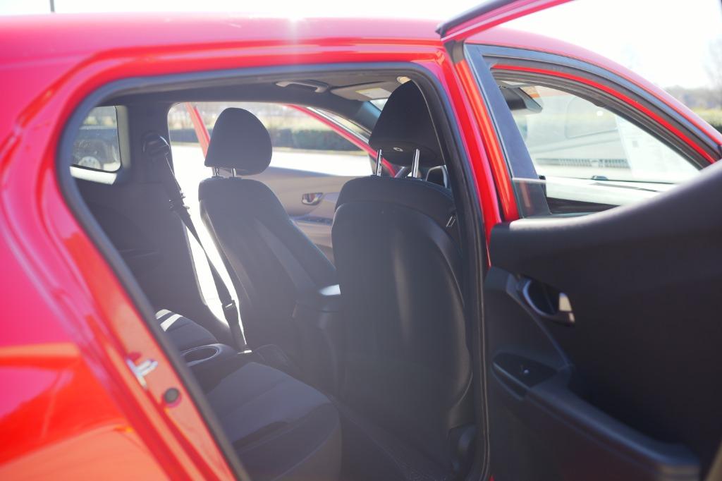 2019 Hyundai Veloster photo