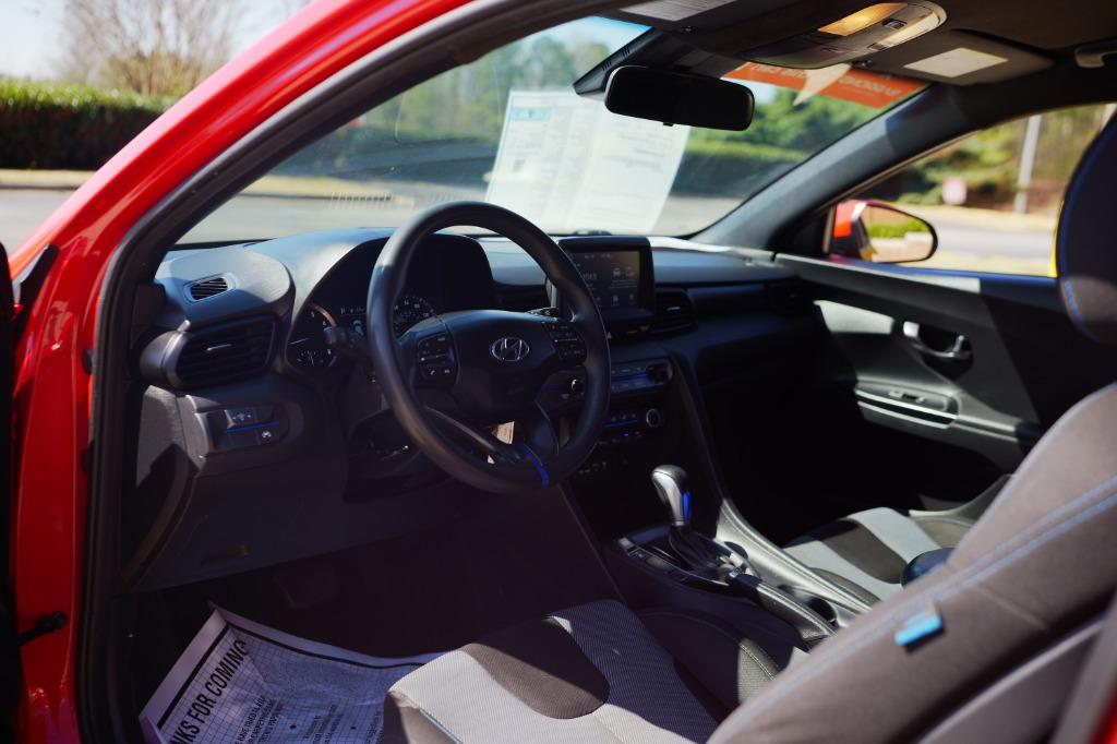 2019 Hyundai Veloster photo