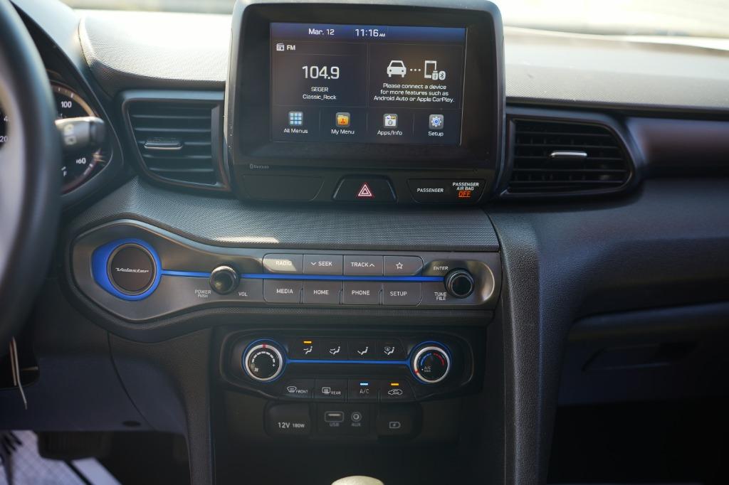 2019 Hyundai Veloster photo