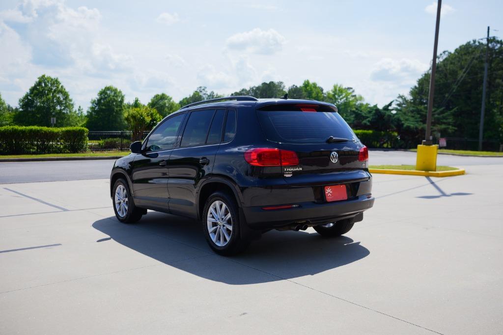 2017 Volkswagen Tiguan S photo