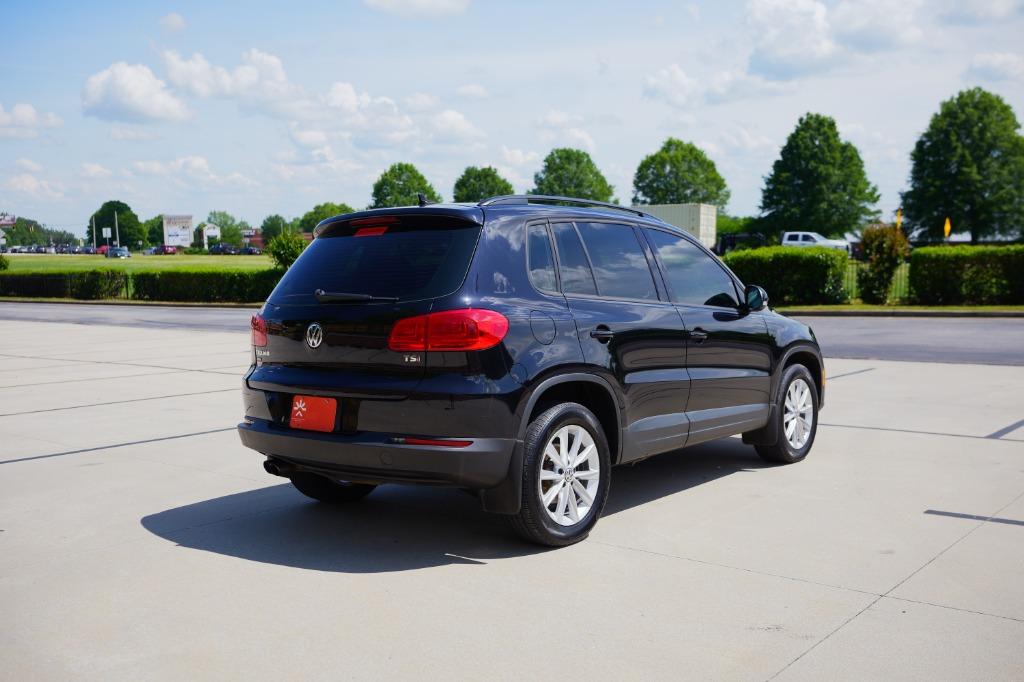 2017 Volkswagen Tiguan S photo