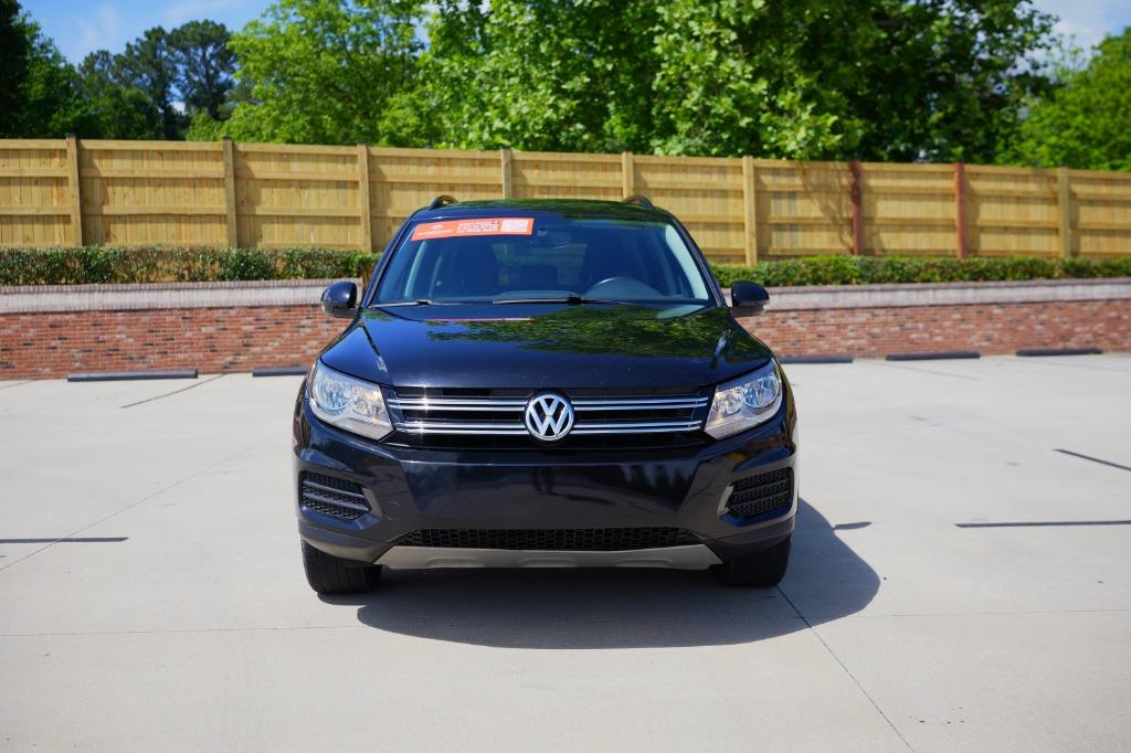 2017 Volkswagen Tiguan S photo