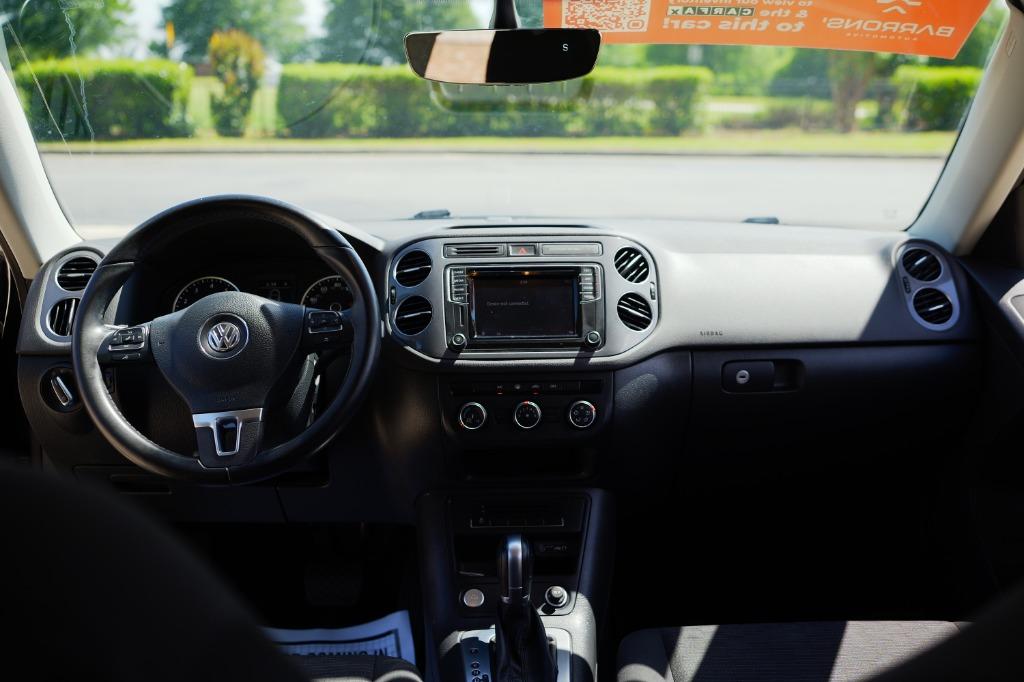 2017 Volkswagen Tiguan S photo