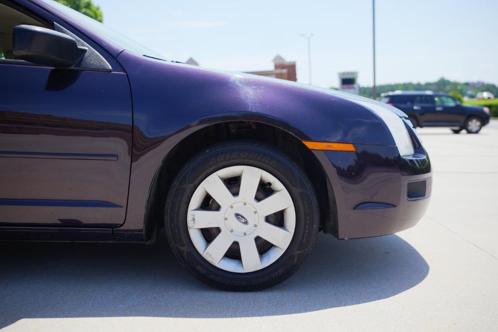 2007 Ford Fusion I-4 S photo