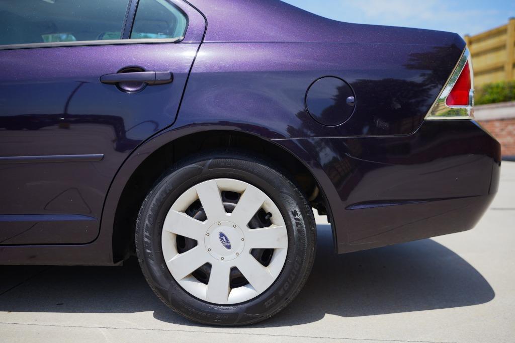 2007 Ford Fusion I-4 S photo