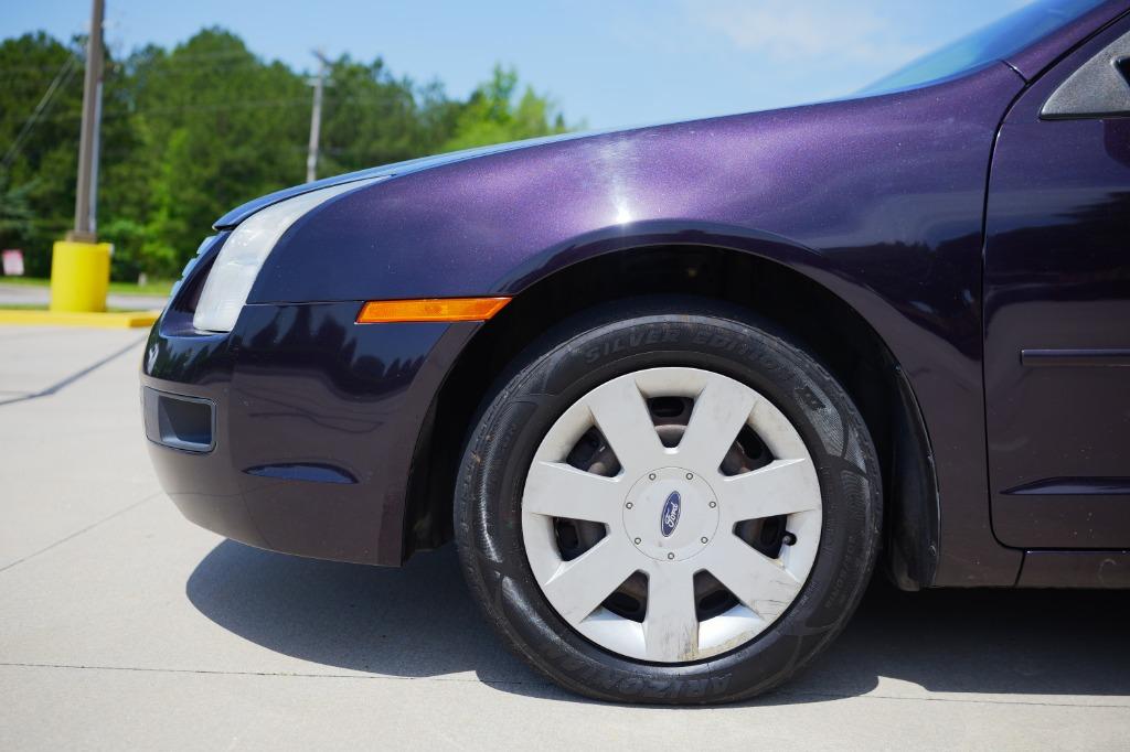 2007 Ford Fusion I-4 S photo