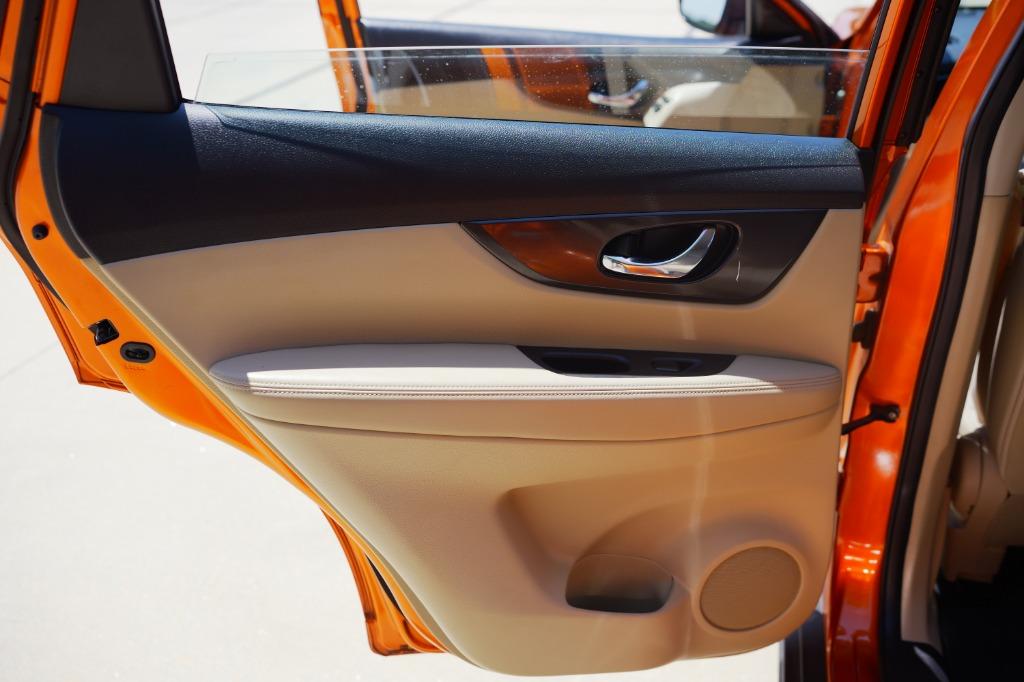 2017 Nissan Rogue S photo