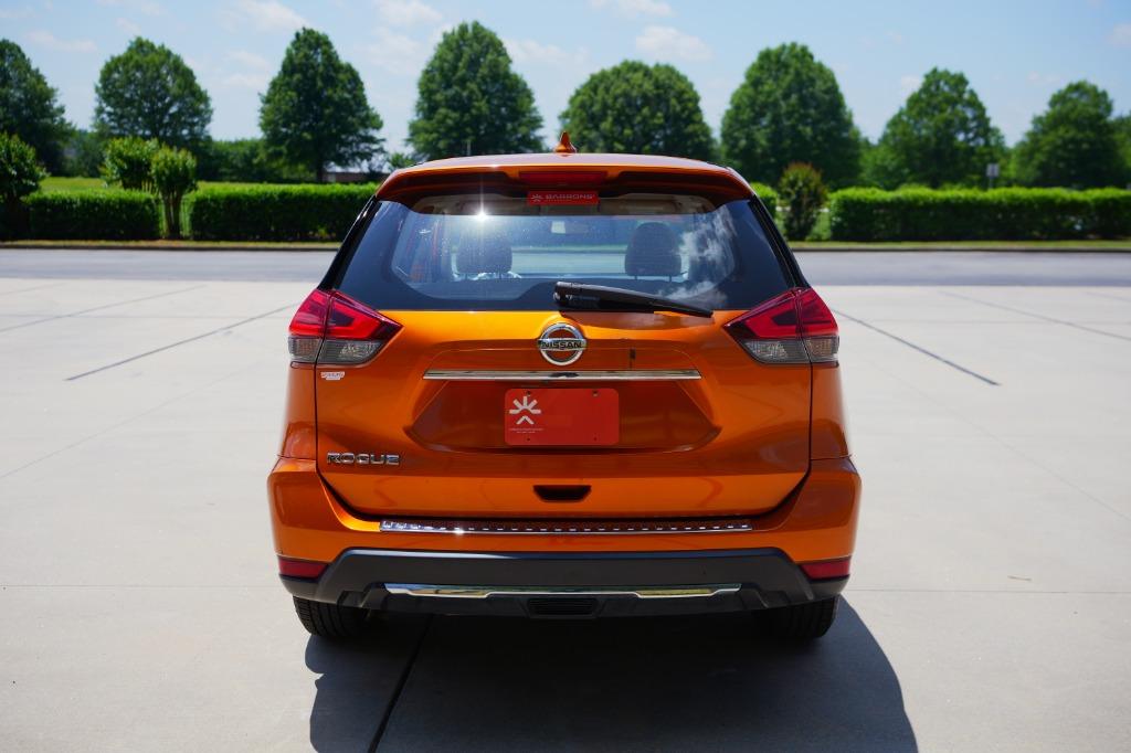 2017 Nissan Rogue S photo