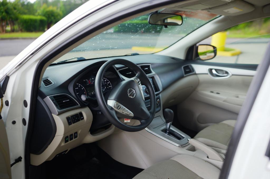 2015 Nissan Sentra S photo
