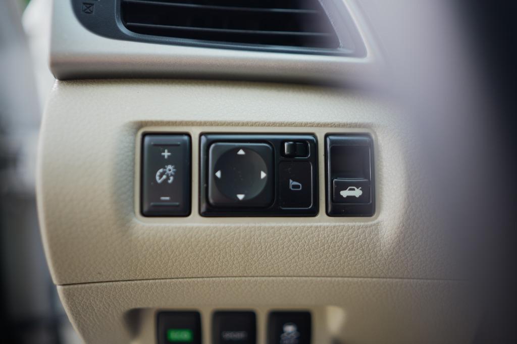 2015 Nissan Sentra S photo