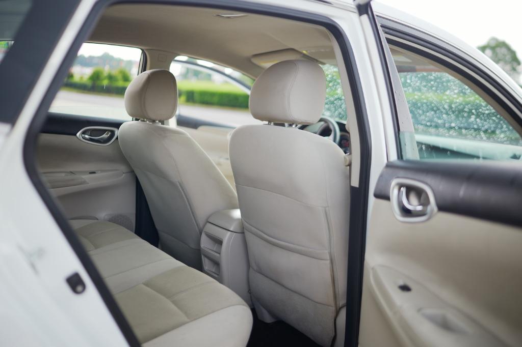 2015 Nissan Sentra S photo