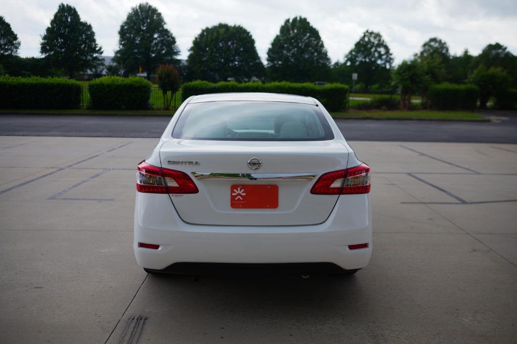 2015 Nissan Sentra S photo