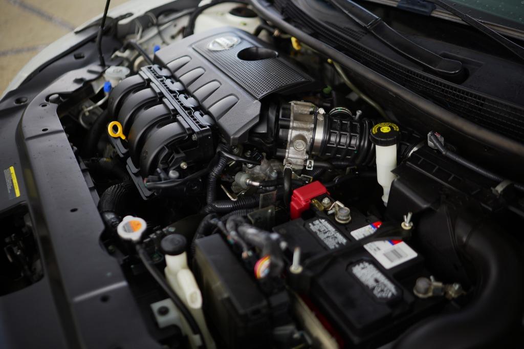 2015 Nissan Sentra S photo