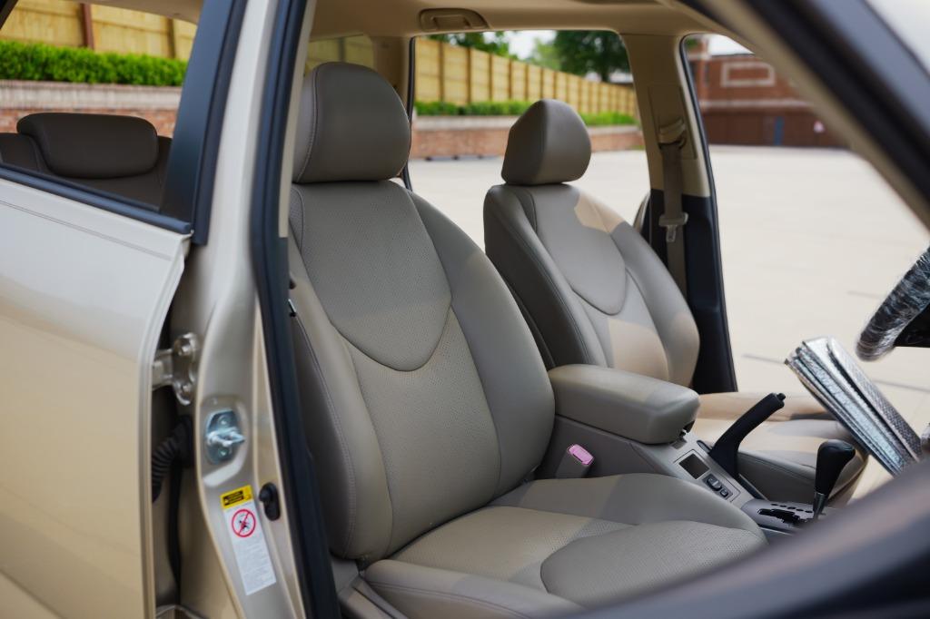 2008 Toyota RAV4 Limited photo