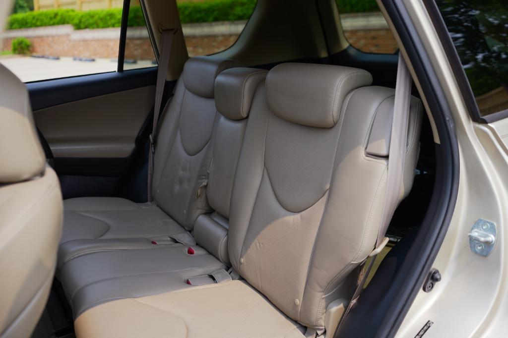 2008 Toyota RAV4 Limited photo