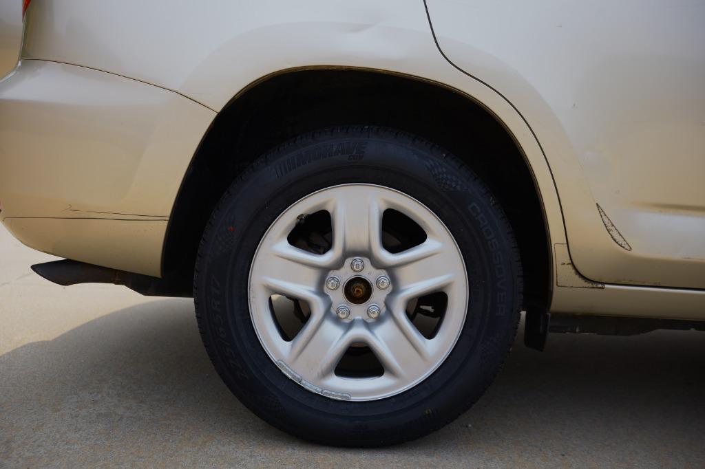 2008 Toyota RAV4 Limited photo