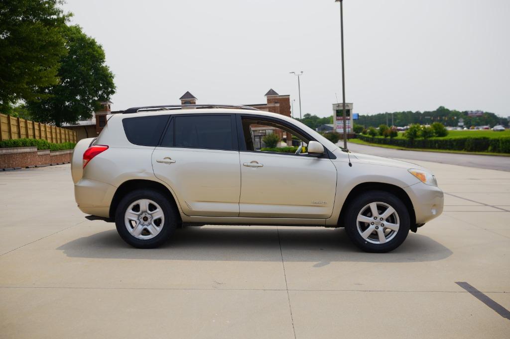 2008 Toyota RAV4 Limited photo
