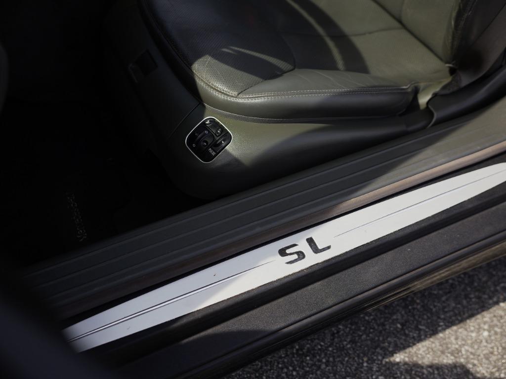 2005 Mercedes-Benz SL Class - $14,000