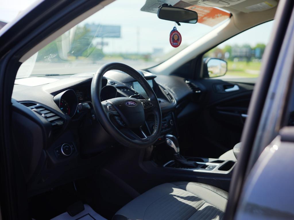 2019 Ford Escape - $11,600