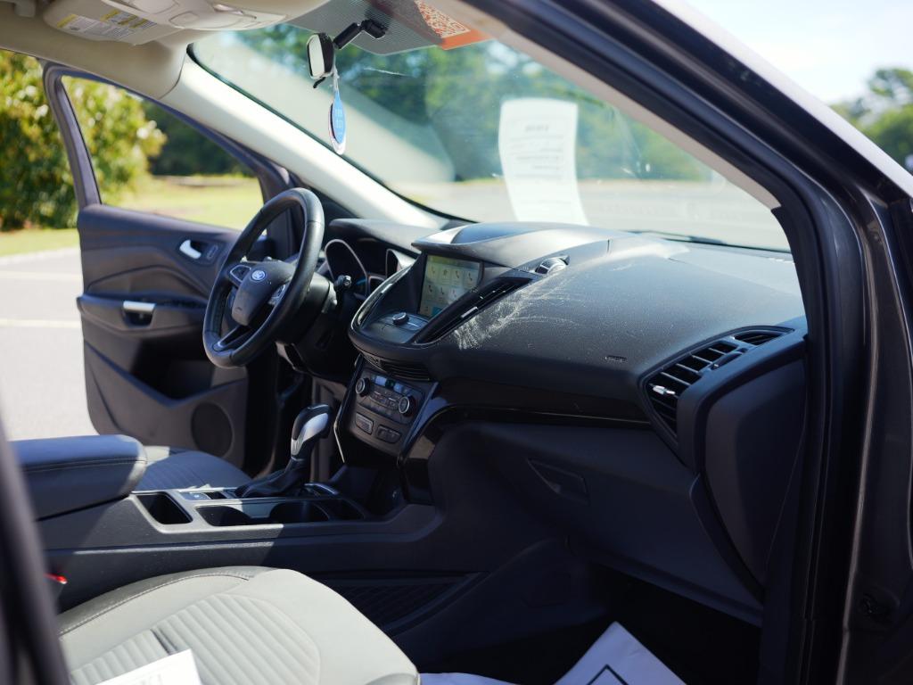 2019 Ford Escape - $11,600