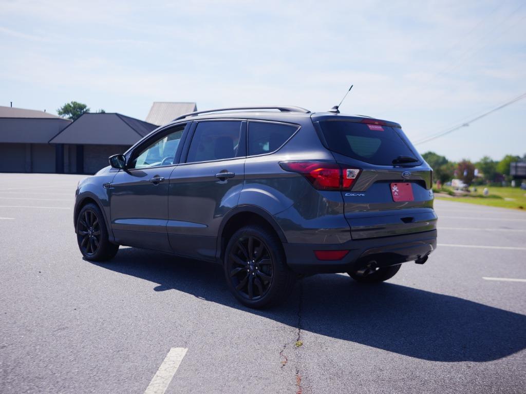 2019 Ford Escape - $11,600