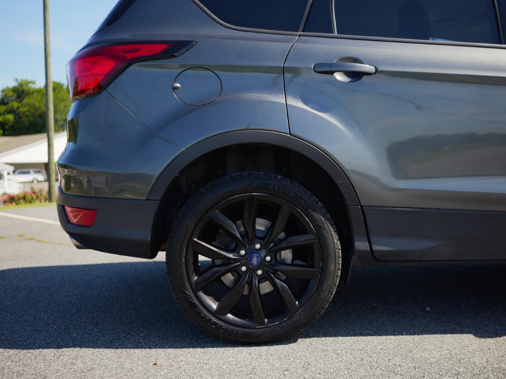 2019 Ford Escape - $11,600