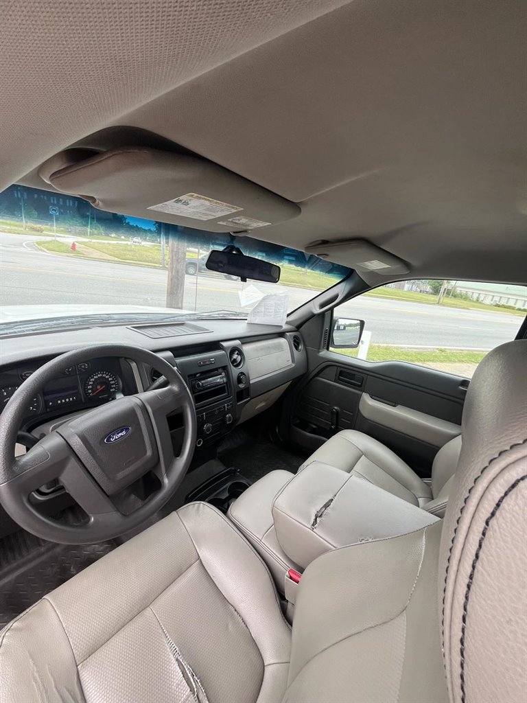 2009 Ford F-150 XL photo
