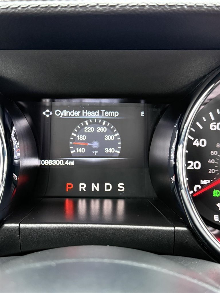 2016 Ford Mustang ECO Premium photo