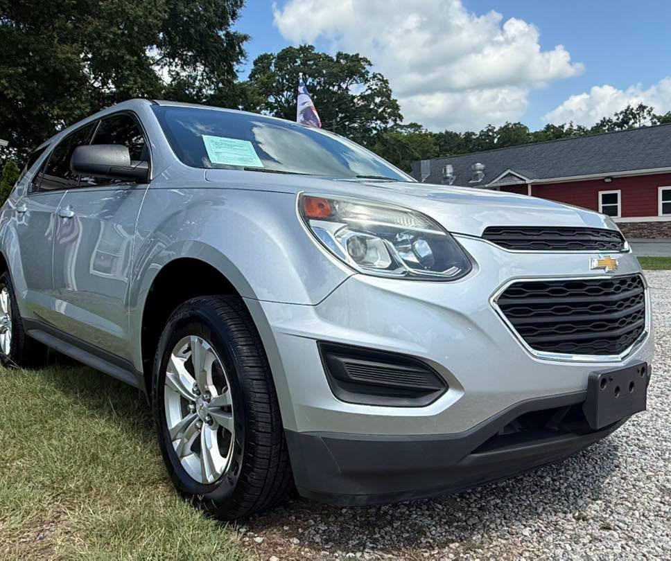 2017 Chevrolet Equinox - $9,995