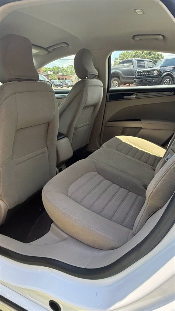 2018 Ford Fusion - $9,995