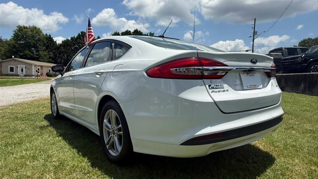 2018 Ford Fusion - $9,995