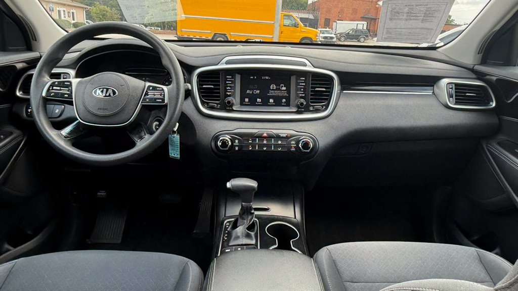 2020 Kia Sorento - $11,495