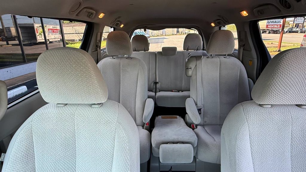 2011 Toyota Sienna