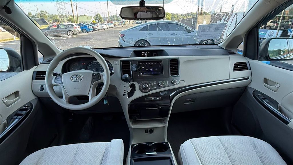 2011 Toyota Sienna