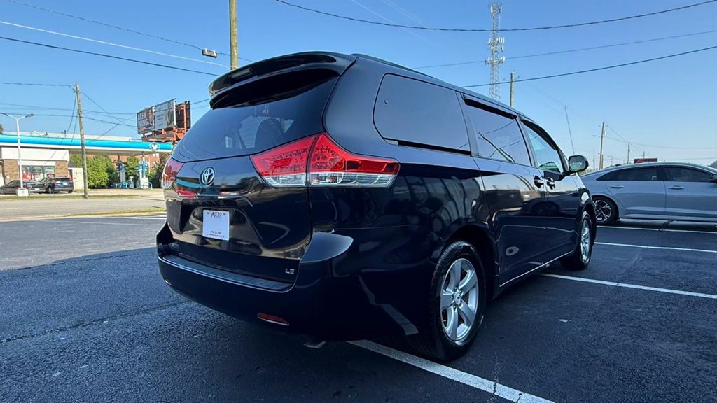 2011 Toyota Sienna