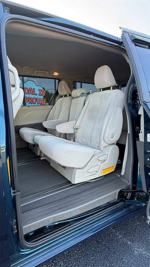 2011 Toyota Sienna