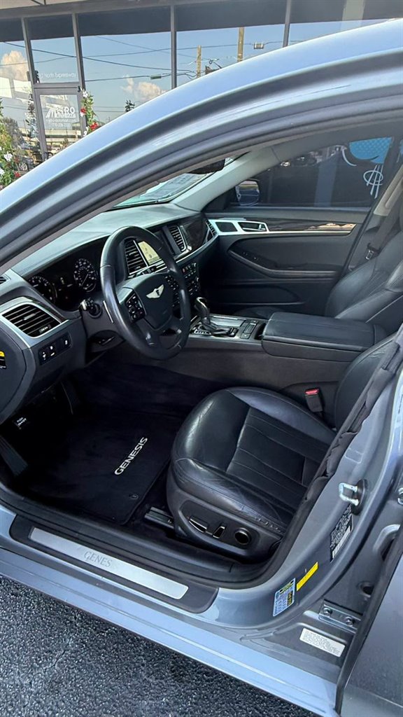 2016 Hyundai Genesis