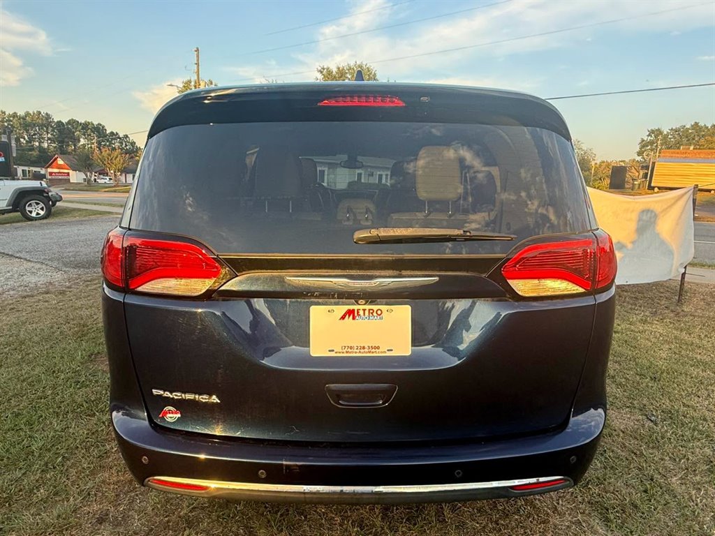 2017 Chrysler Pacifica - $11,495