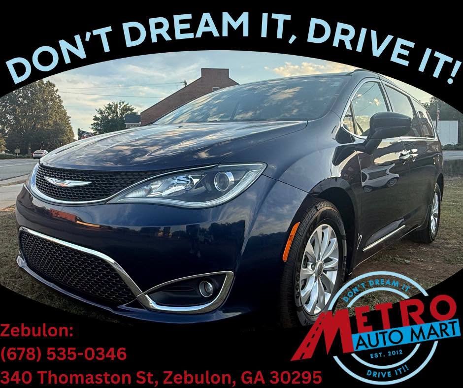 2017 Chrysler Pacifica - $11,495