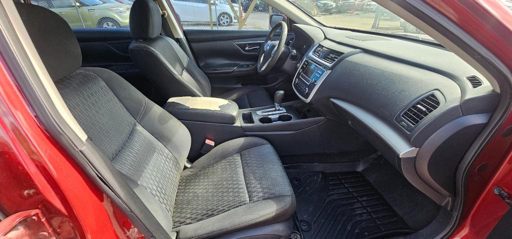 2016 Nissan Altima photo
