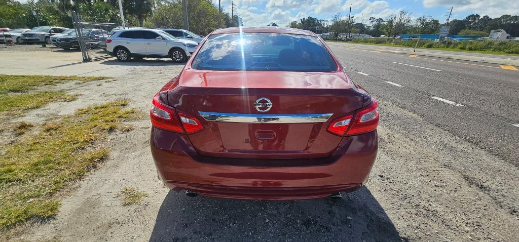 2016 Nissan Altima photo
