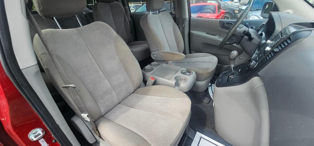 2012 Kia Sedona - $3,699